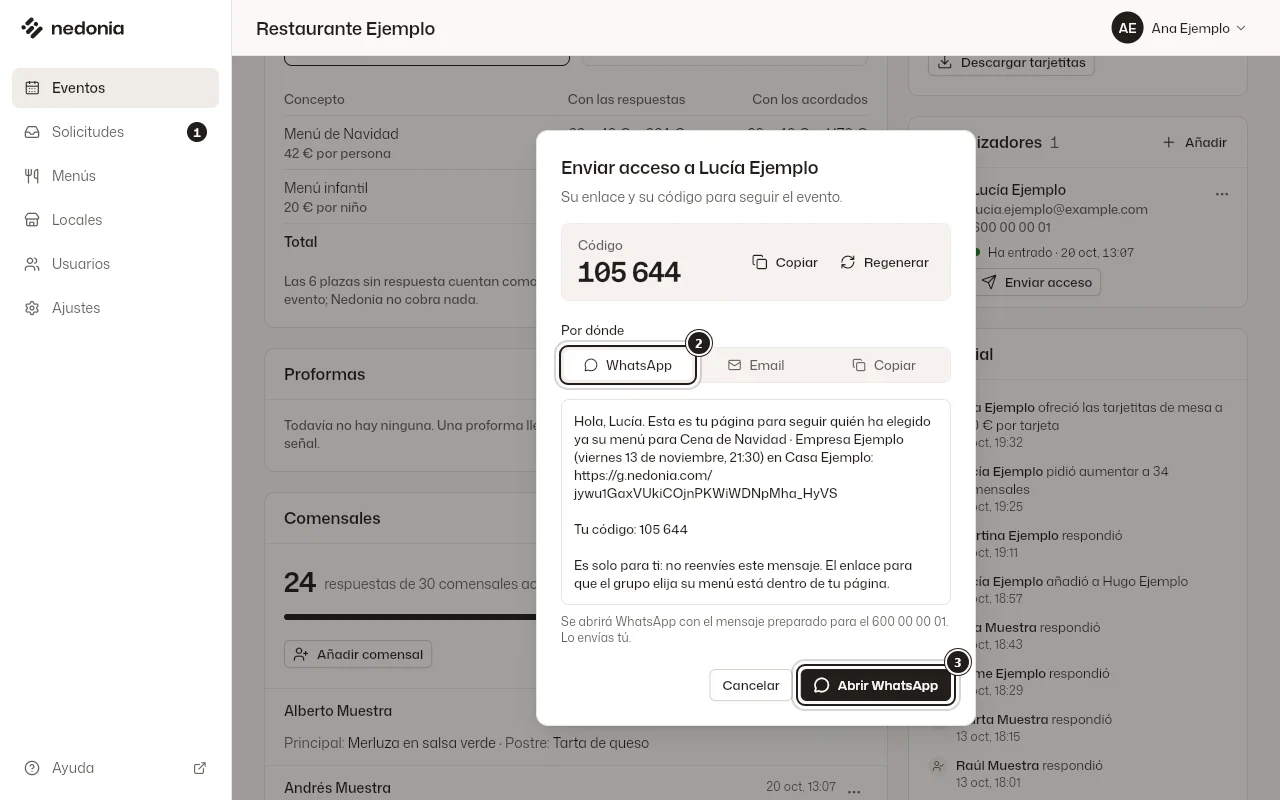 El diálogo «Enviar acceso» con el código de 6 cifras, el canal WhatsApp elegido y el botón «Abrir WhatsApp» marcado. Datos de ejemplo.